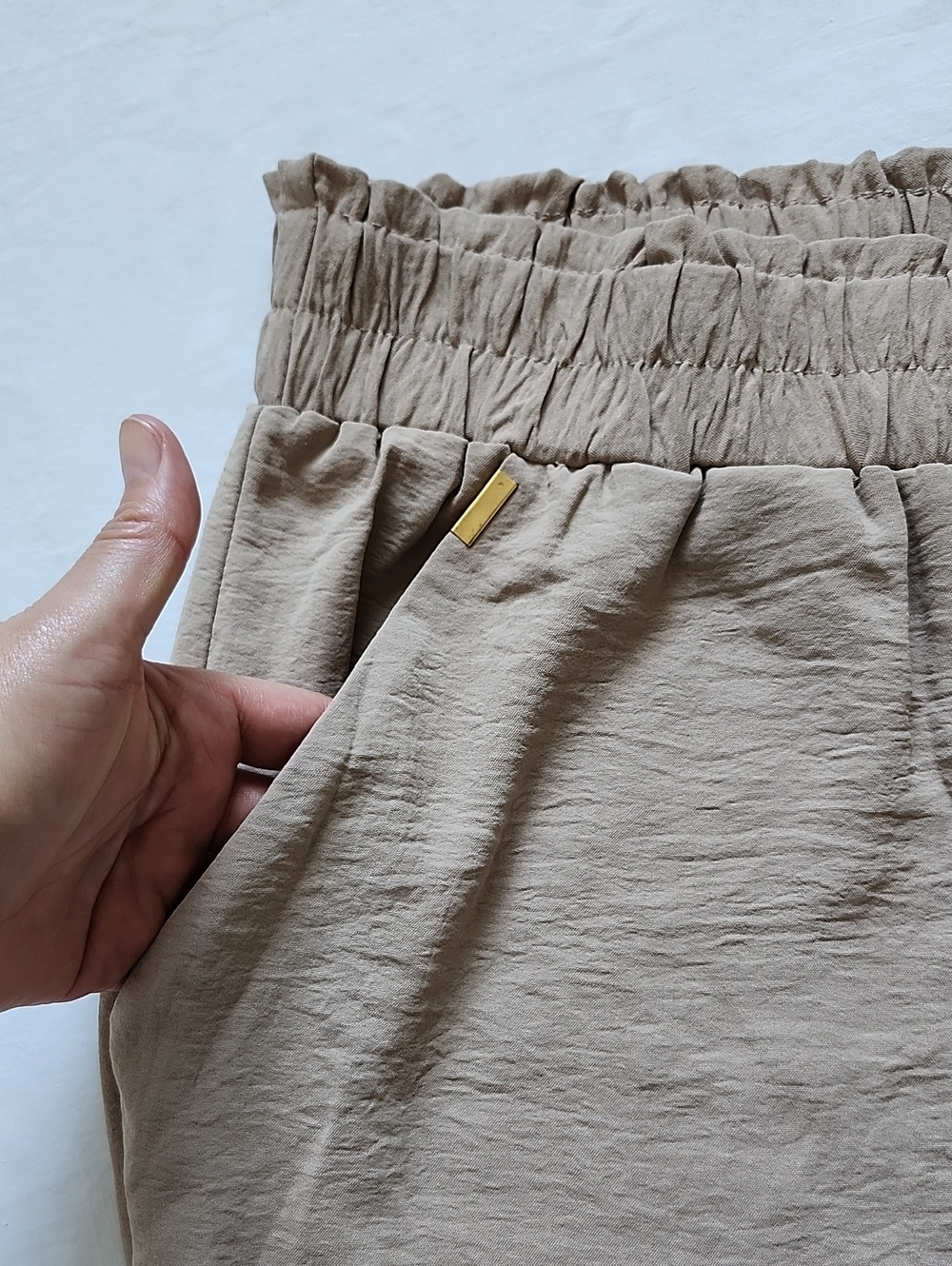 NYCC Taupe Textured Joggers Lightweight Cargo Crop Pants Plus Size 3X NWT - Picture 3 of 8